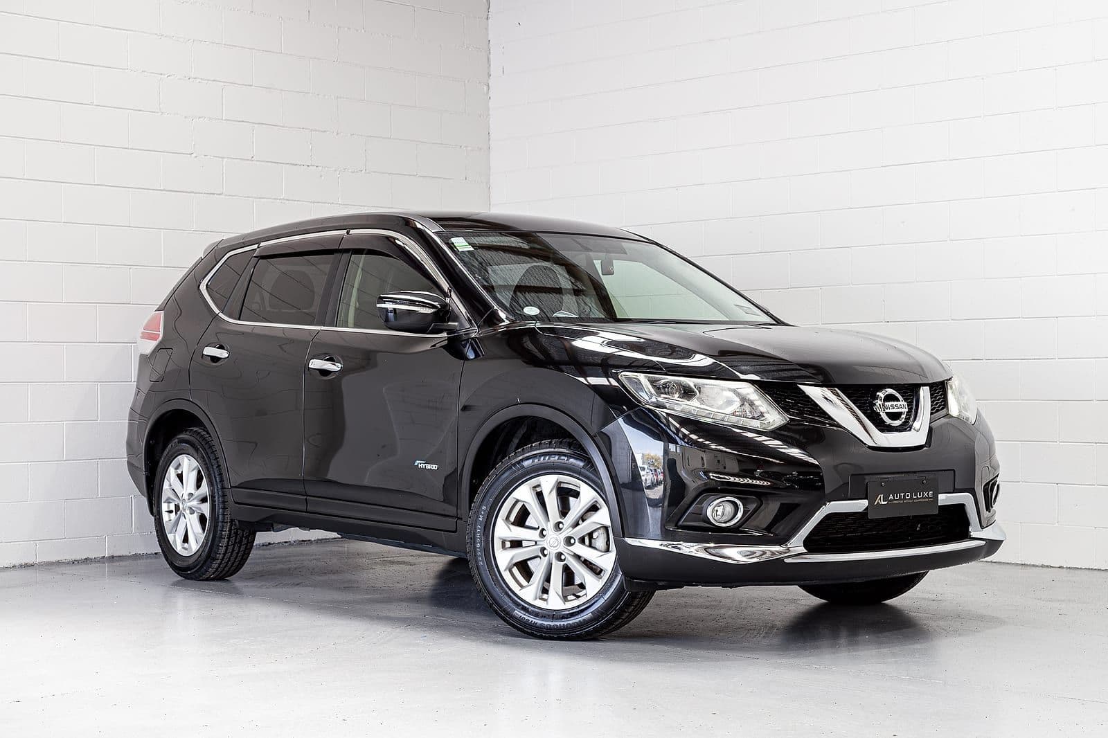 2015 NISSAN X-TRAIL