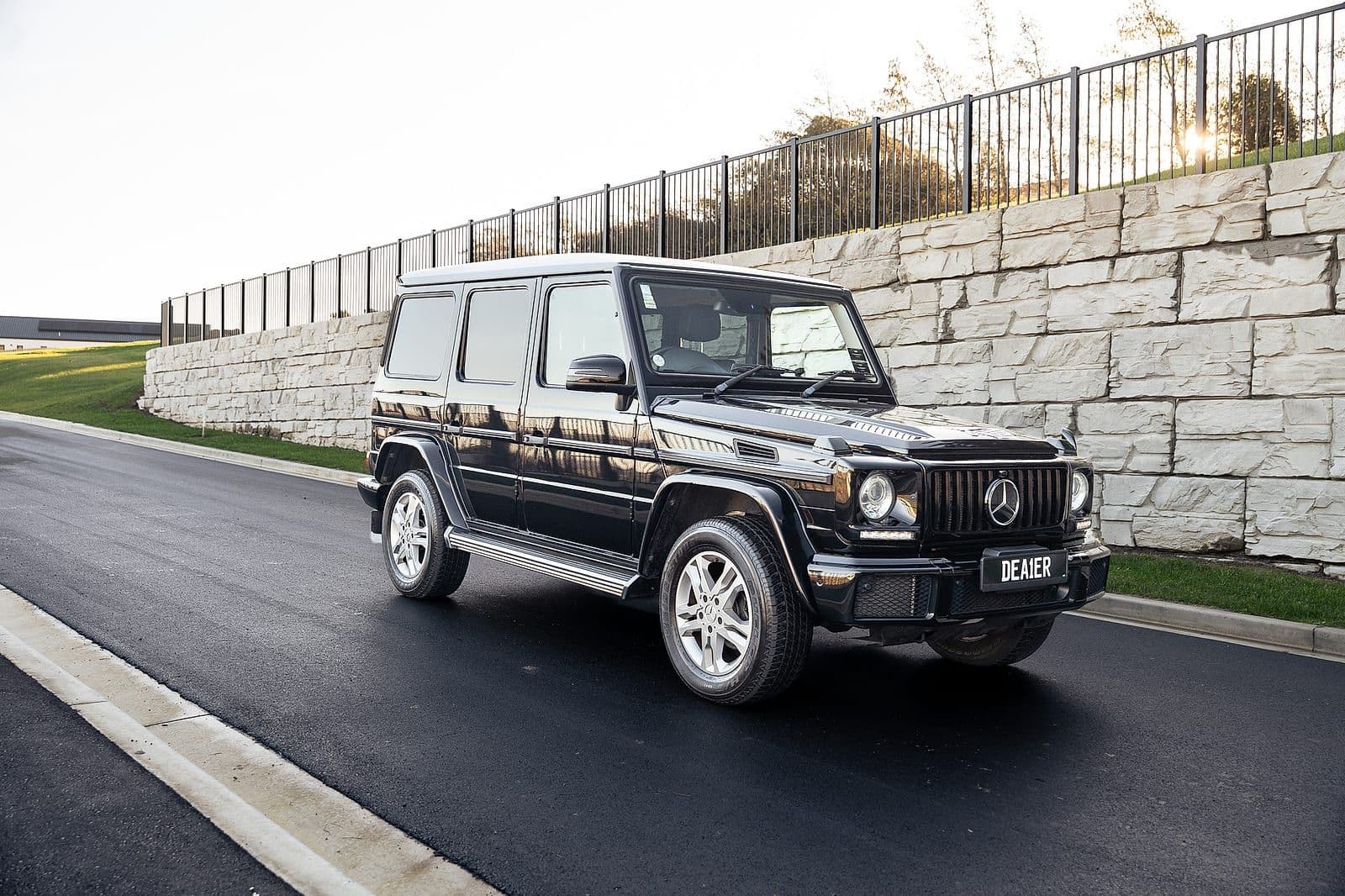 2016 Mercedes-Benz G-CLASS 5D 4WD G350D LUXURY PACKAGE