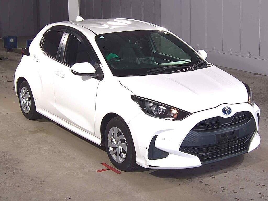 2021 Toyota YARIS HYBRID HYBRID X