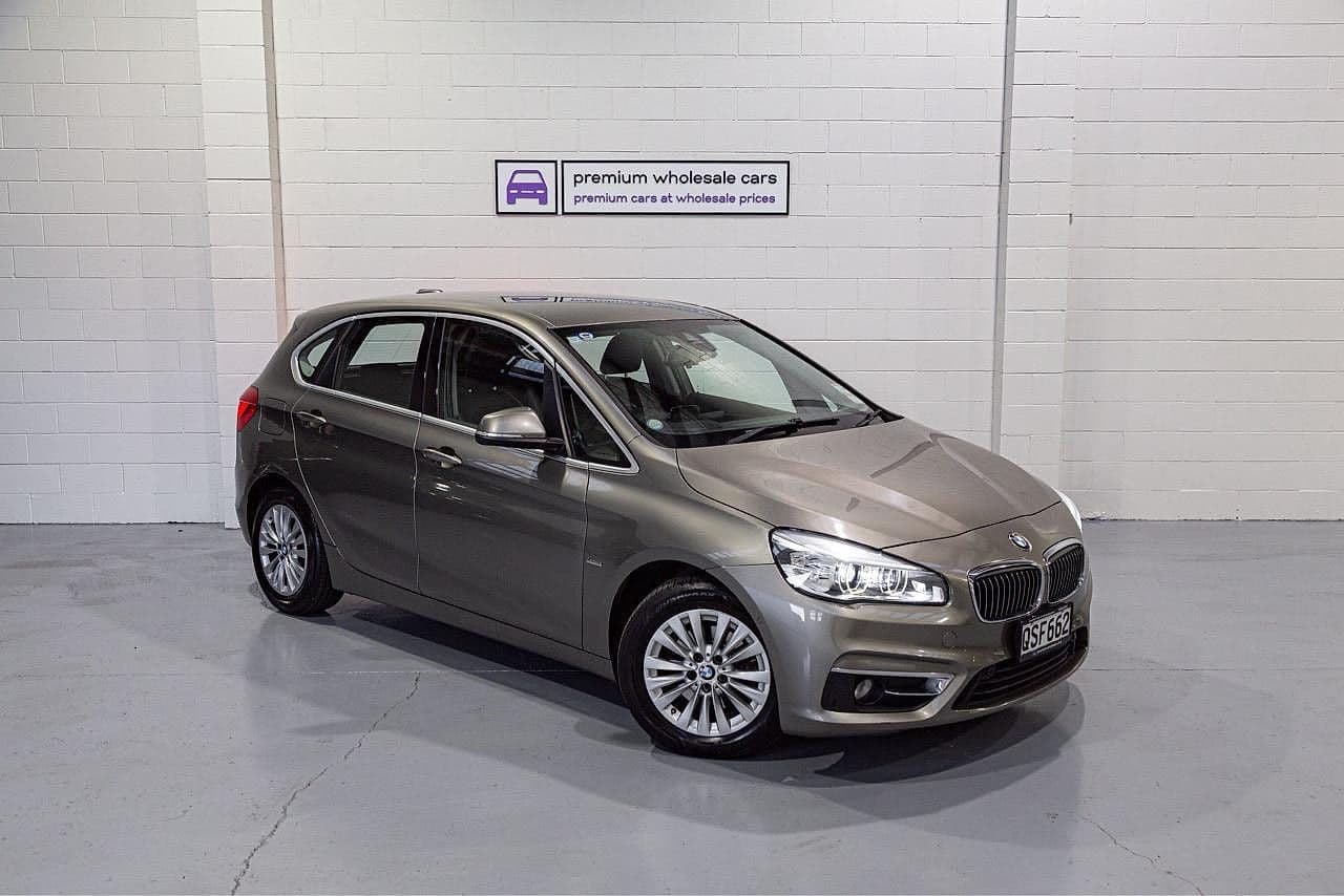 2018 BMW 218D