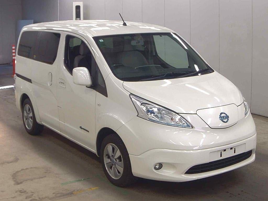 2017 nissan e-nv200