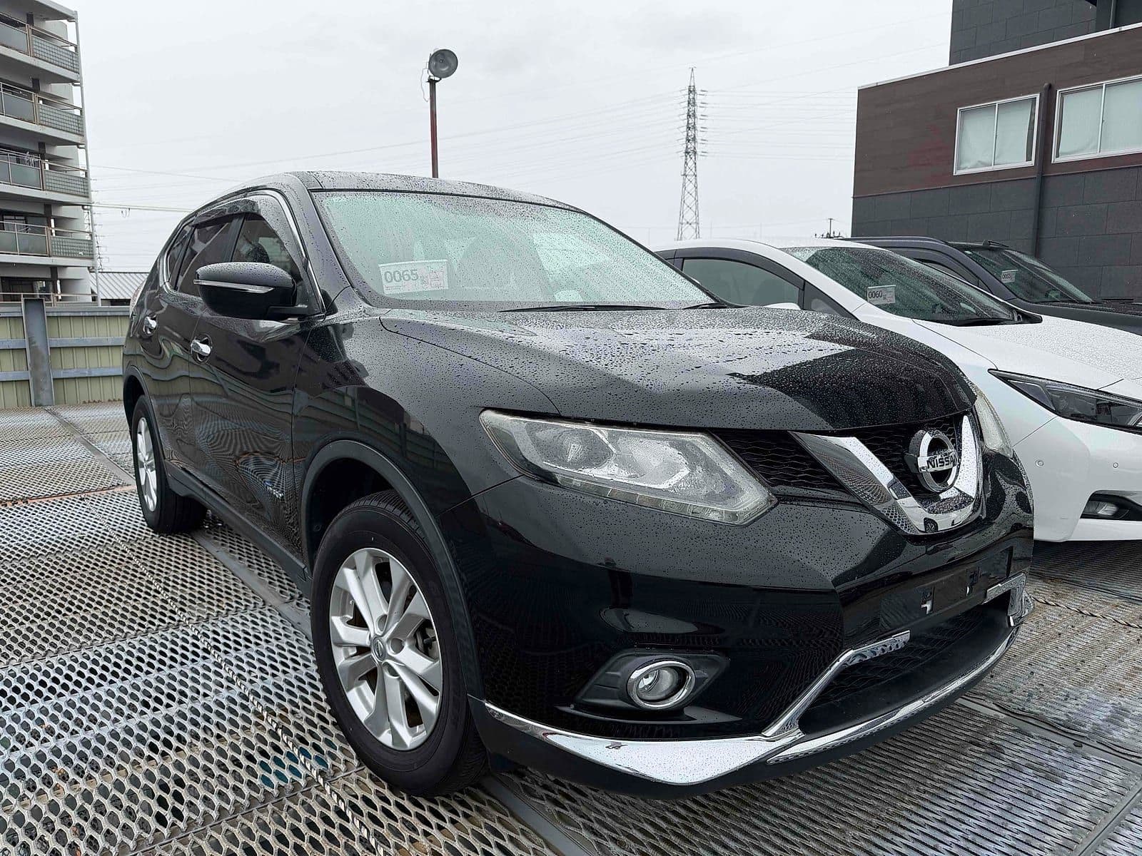2015 NISSAN X-TRAIL
