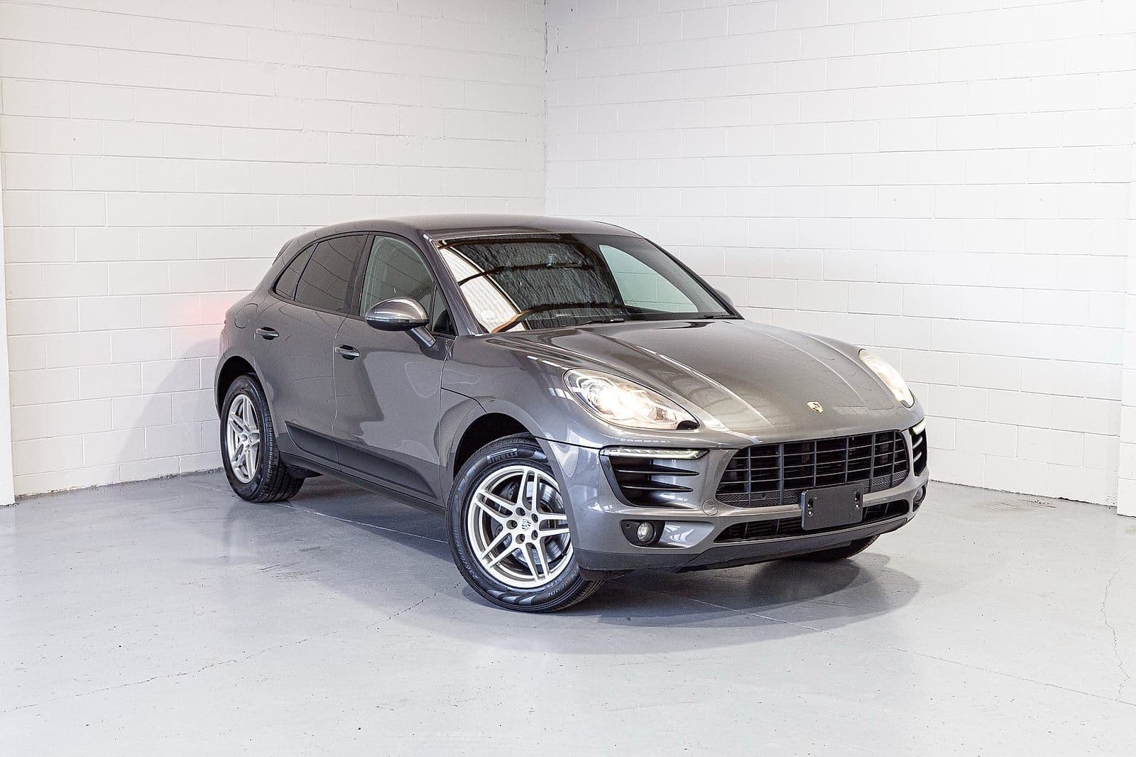 2015 Porsche MACAN 4WD